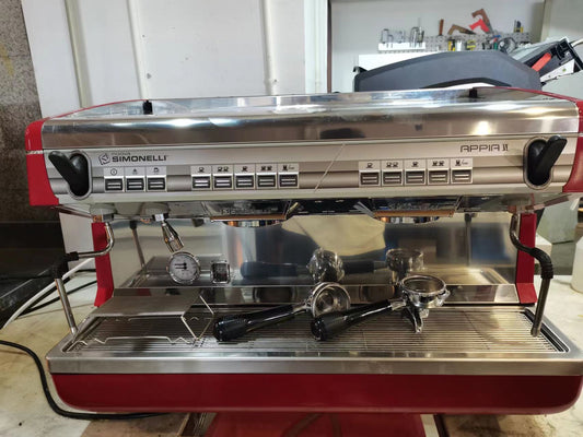 Nuova Simonelli 'Like-New' Commercial Used Coffee Machine（Red）