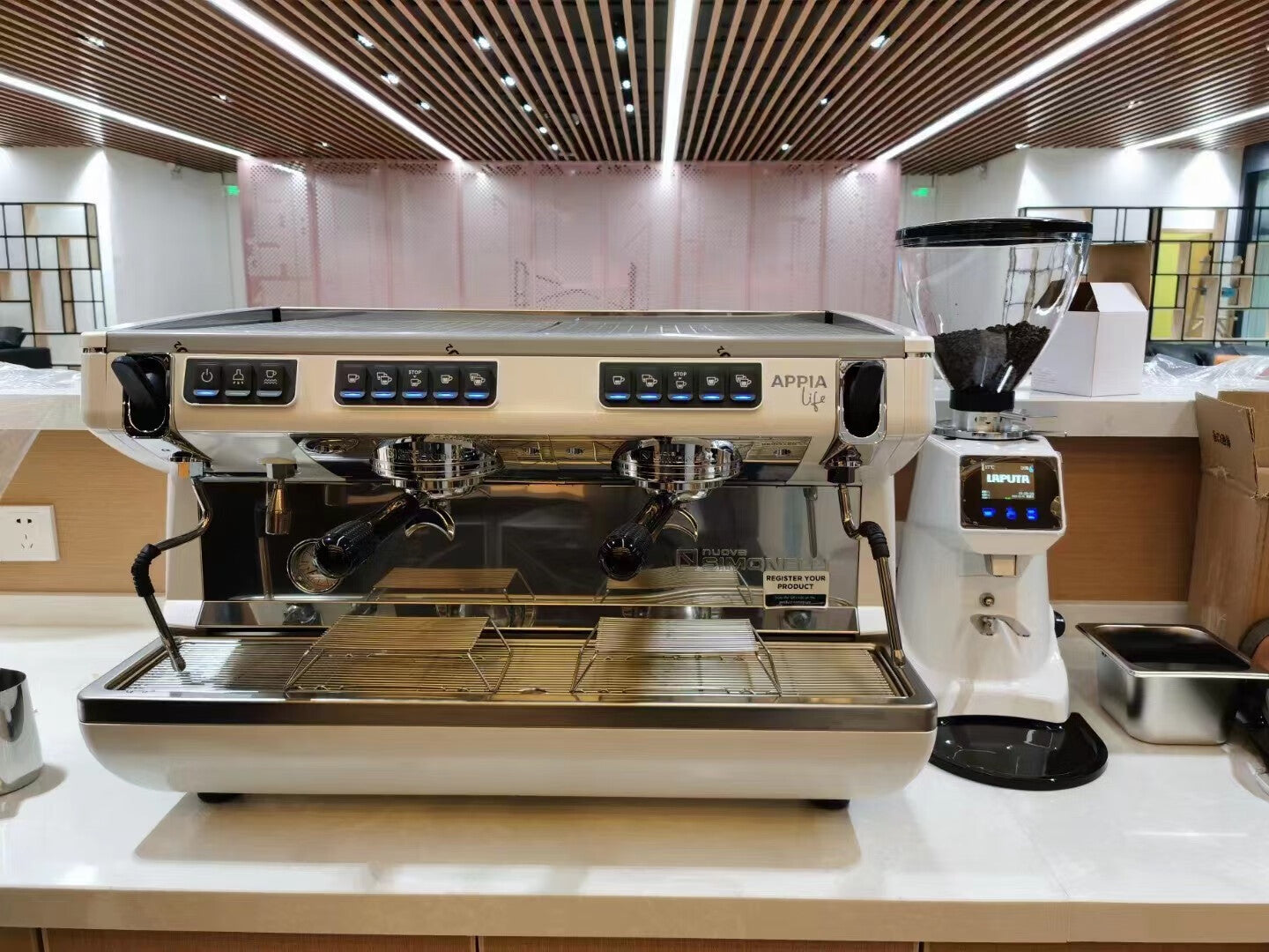 New Nuova Simonelli Commercial Coffee Machine（White） – Buzzy Coffee