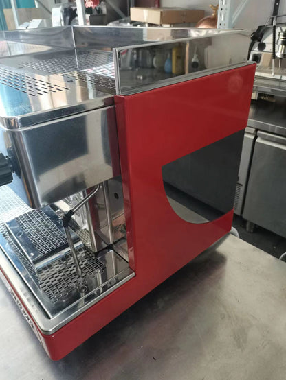 Astoria 'Like-New' Commercial Used Coffee Machine（Red）