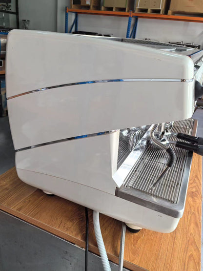 Nuova 'Like-New' Commercial Used Coffee Machine(N-W-0701)