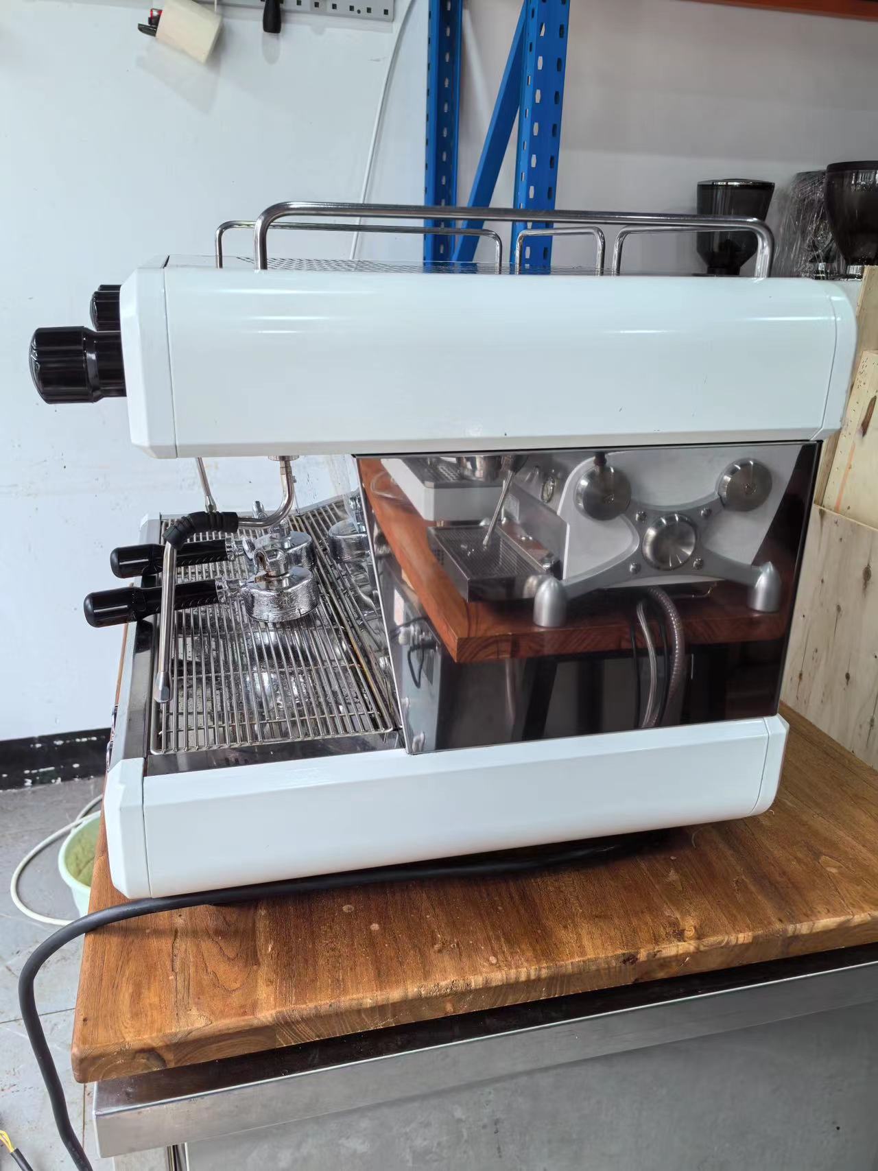 Conti 'Like-New' Commercial Used Coffee Machine(C-W-901)