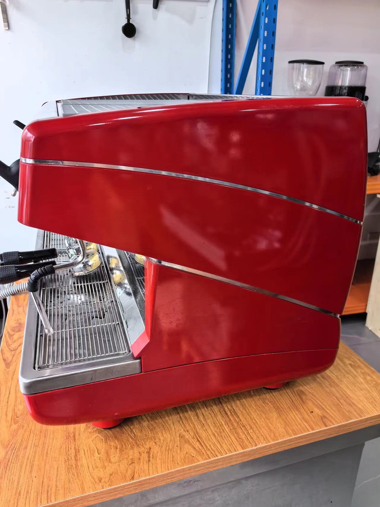 Nuova 'Like-New' Commercial Used Coffee Machine(N-R-061)